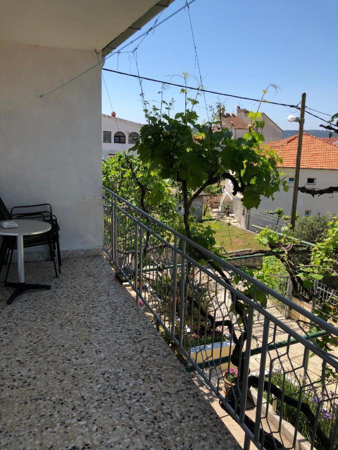 Apartmani Area Doma Trogir Eksteriør billede